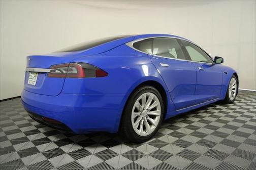 2017 Tesla Model S 75D