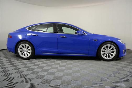 2017 Tesla Model S 75D