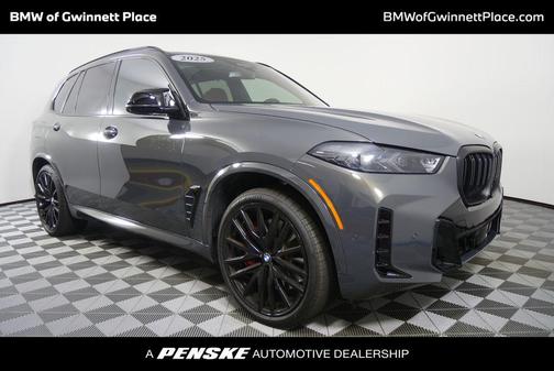 2025 BMW X5 M60i
