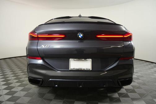 2022 BMW X6 xDrive40i