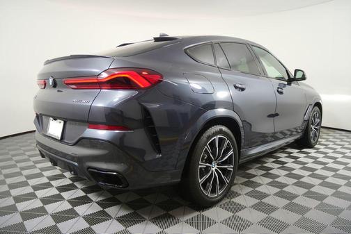 2022 BMW X6 xDrive40i