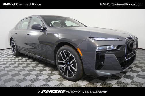 Dravit Grey Metallic 2026 BMW 760 xDrive