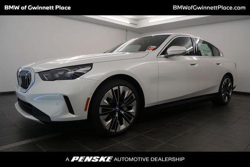 2025 BMW i5 eDrive40