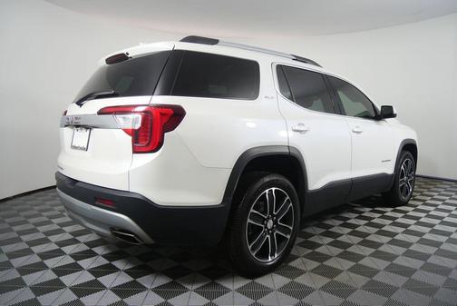 2022 GMC Acadia FWD SLT