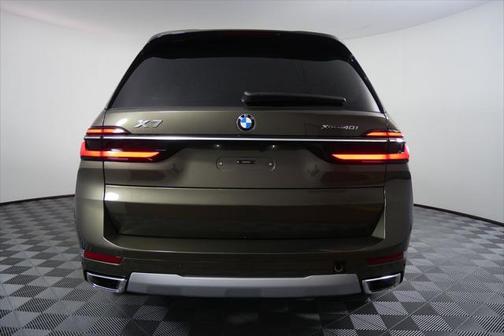 2026 BMW X7 xDrive40i