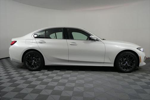 2025 BMW 330 i xDrive