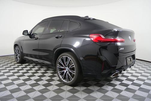 2023 BMW X4 xDrive30i
