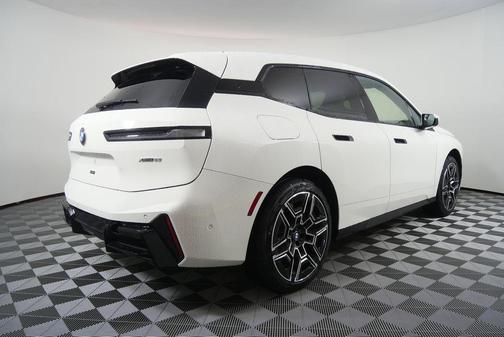 2026 BMW iX xDrive60