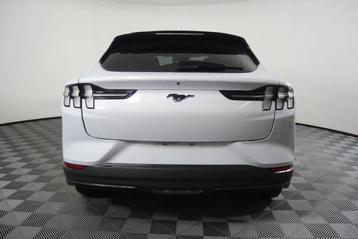 2022 Ford Mustang Mach-E Select