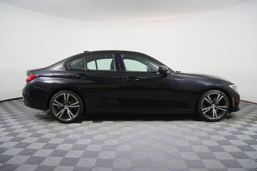 2022 BMW 330 330i