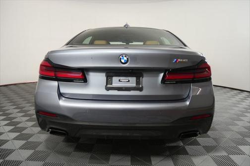 2022 BMW 530 i