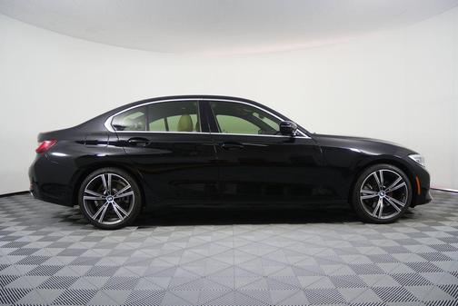 2022 BMW 330 330i
