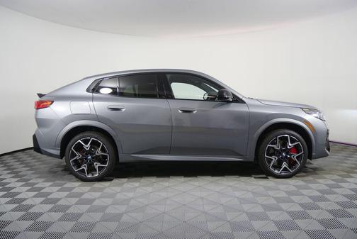 Skyscraper Grey Metallic 2026 BMW X2 xDrive28i