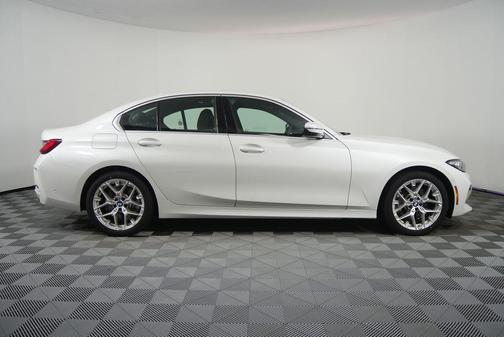 2025 BMW 330 330i