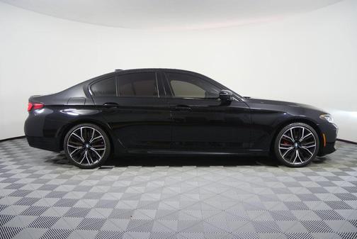 2023 BMW 540 i