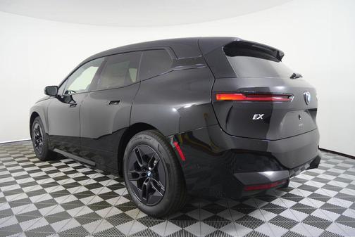 2026 BMW iX xDrive45
