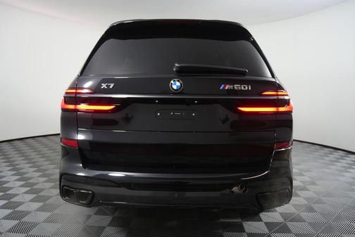 2026 BMW X7 M60i