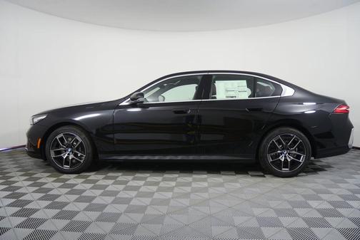 Black Sapphire Metallic 2026 BMW 530 530i
