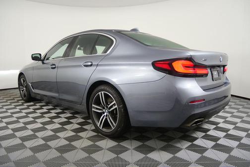 2022 BMW 530 i xDrive