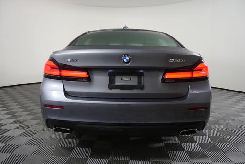 2022 BMW 530 i xDrive
