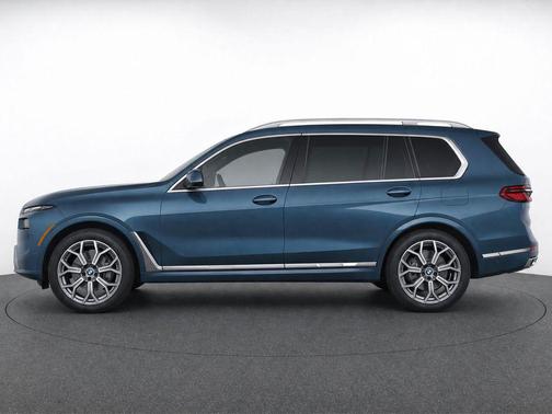 Cognac 2026 BMW X7 xDrive40i