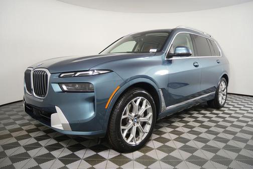 Cognac 2026 BMW X7 xDrive40i