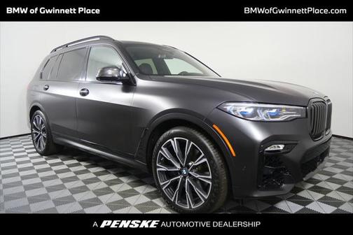 2022 BMW X7 M50i