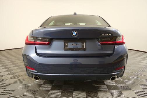 Arctic Race Blue Metallic 2025 BMW 330 330i