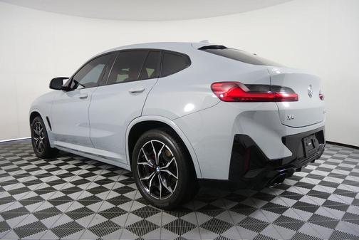 2023 BMW X4 M40i