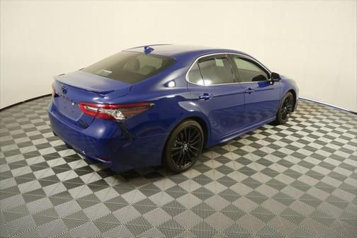 2024 Toyota Camry Hybrid SE