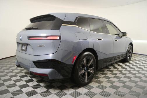 2023 BMW iX xDrive50