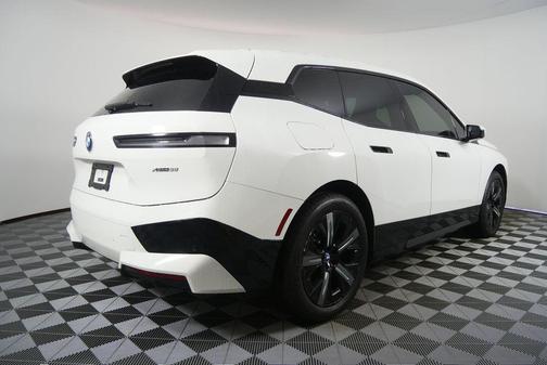 2024 BMW iX xDrive50