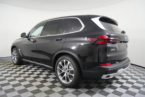 2026 BMW X5 PHEV xDrive50e
