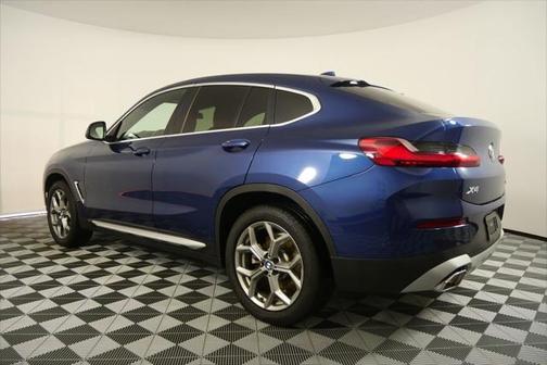 2024 BMW X4 xDrive30i