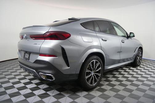 2025 BMW X6 xDrive40i