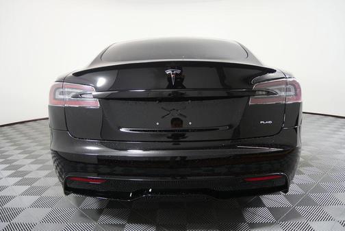 2021 Tesla Model S Plaid
