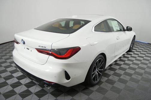 Alpine White 2027 BMW 430 i