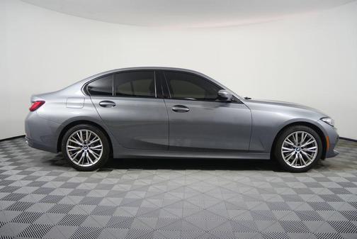 2023 BMW 330 330i