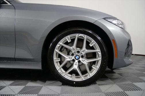 2025 BMW 330 i