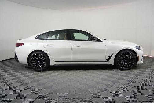 Mineral White Metallic 2026 BMW 430 Gran Coupe i