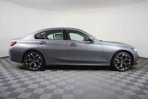 2026 BMW 330 i xDrive