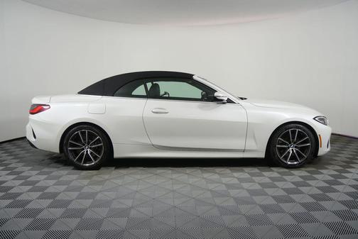 Mineral White Metallic 2024 BMW 430 i
