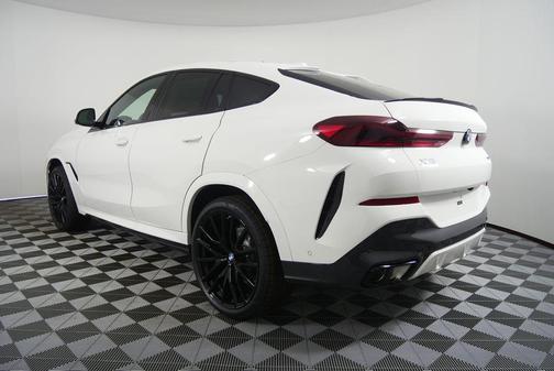 2026 BMW X6 xDrive40i
