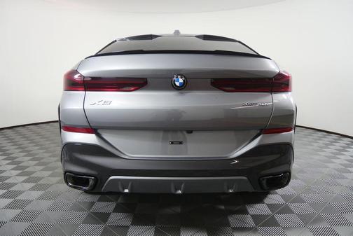 Skyscraper Grey Metallic 2027 BMW X6 xDrive40i