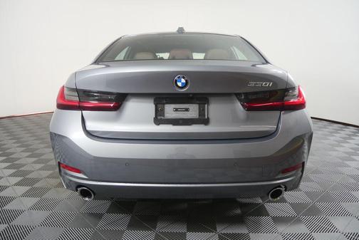 Skyscraper Grey Metallic 2023 BMW 330 330i