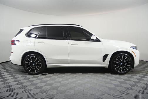 Alpine White 2024 BMW X5 xDrive40i