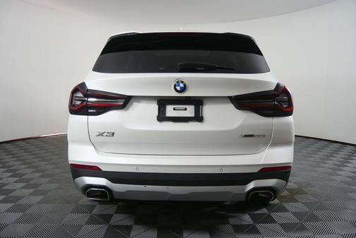 Mineral White Metallic 2022 BMW X3 xDrive30i