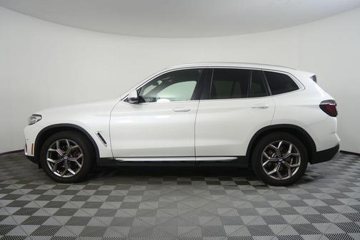 Mineral White Metallic 2022 BMW X3 xDrive30i