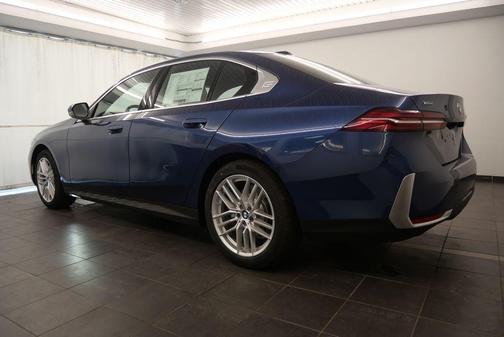 Phytonic Blue Metallic 2025 BMW 530 xDrive