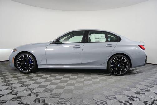 2026 BMW 330 i